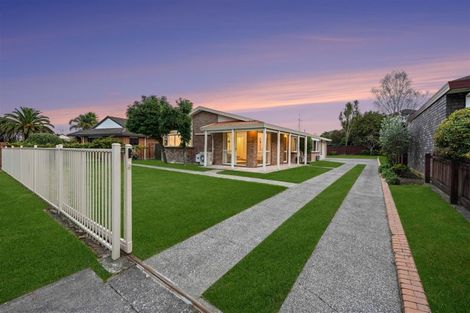 Photo of property in 8 Moreland Avenue, Pukete, Hamilton, 3200