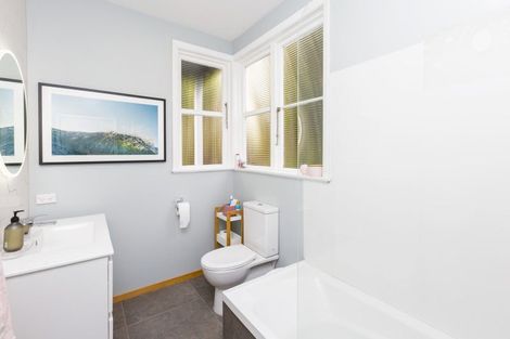 Photo of property in 73 Wyndham Road, Pinehaven, Upper Hutt, 5019