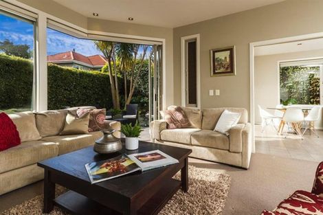 Photo of property in 6 Brighton Terrace, Murrays Bay, Auckland, 0630