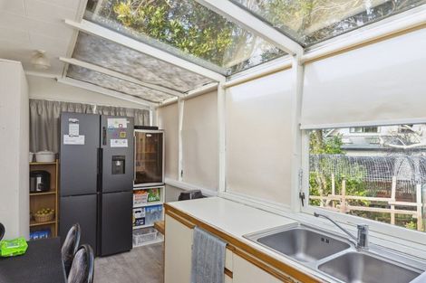 Photo of property in 16 Eatwell Avenue, Paraparaumu Beach, Paraparaumu, 5032