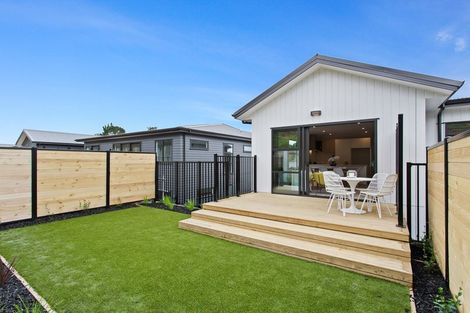 Photo of property in 27 Barrel Crescent, Swanson, Auckland, 0614