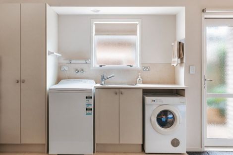 Photo of property in 34 Saint Heliers Place, Papamoa Beach, Papamoa, 3118