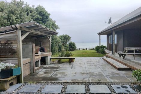 Photo of property in 211 Pukehina Parade, Pukehina, Te Puke, 3189