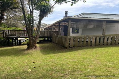 Photo of property in 88 Motutara Road, Muriwai, Waimauku, 0881