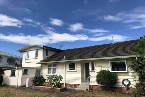 Photo of property in 40 Ashlynne Avenue, Papatoetoe, Auckland, 2025