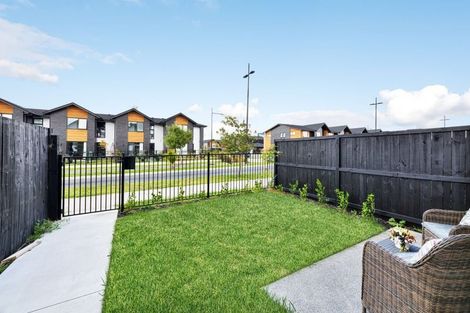 Photo of property in 73 Papatupu Way, Kumeu, 0810