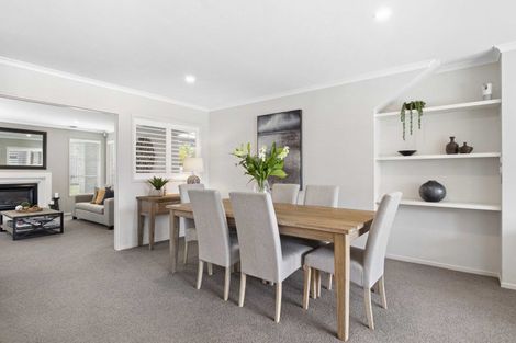 Photo of property in 18 Armstrong Farm Drive, East Tamaki Heights, Auckland, 2016