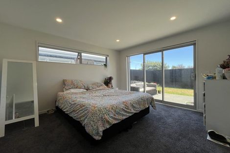 Photo of property in 38 Horoeka Street, Russley, Christchurch, 8042