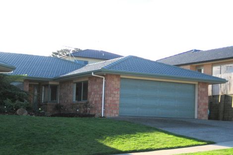 Photo of property in 30 Ballymore Drive, Pinehill, Auckland, 0632