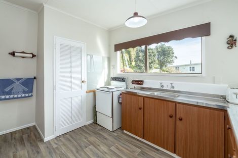 Photo of property in 72 Lake Ferry Road, Lake Ferry, Featherston, 5772