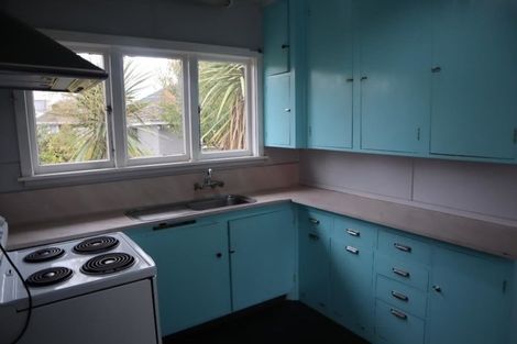 Photo of property in 112 Avonhead Road, Avonhead, Christchurch, 8042