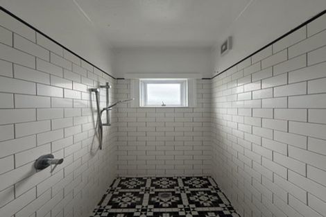 Photo of property in 30 Austin Street, Mount Victoria, Wellington, 6011