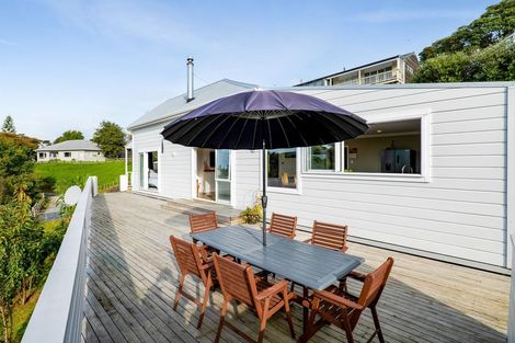 Photo of property in 1a Squire Place, Blagdon, New Plymouth, 4310