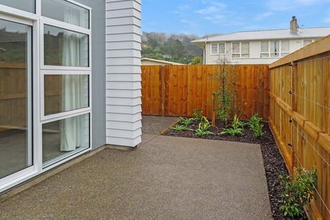 Photo of property in 4 Delaney Drive, Stokes Valley, Lower Hutt, 5019