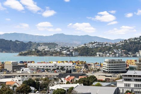 Photo of property in Summit Apartments, 24/184 Molesworth Street, Thorndon, Wellington, 6011