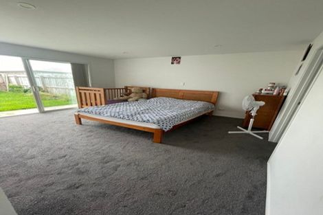 Photo of property in 11 Rere Close, Takanini, 2112