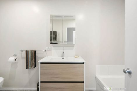 Photo of property in 1/88 Brougham Street, Mount Victoria, Wellington, 6011