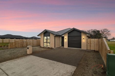 Photo of property in 27 Stackwood Avenue, Woodend, 7691