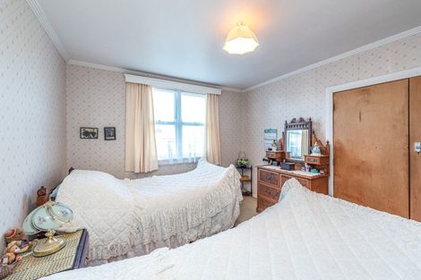 Photo of property in 107 Karaka Street, Castlecliff, Whanganui, 4501