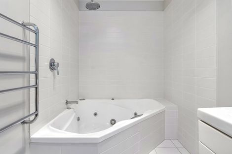 Photo of property in 72 Duncansby Road, Stanmore Bay, Whangaparaoa, 0932