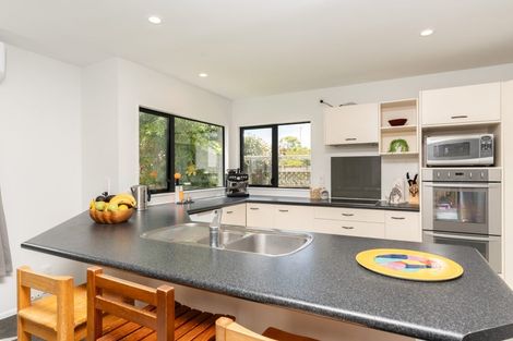 Photo of property in 4 Waverton Terrace, Churton Park, Wellington, 6037