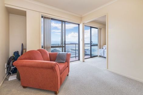 Photo of property in The Rennaissance, 11h/18 Ronwood Avenue, Manukau, Auckland, 2104