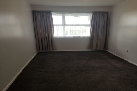 Photo of property in 1/4 Acacia Road, Torbay, Auckland, 0632