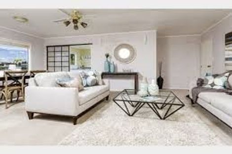 Photo of property in 8a Ladies Mile, Manly, Whangaparaoa, 0930