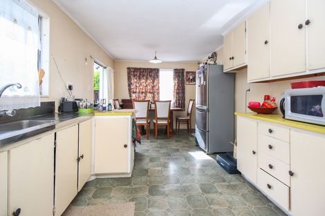 Photo of property in 5 Albemarle Place, Massey, Auckland, 0614