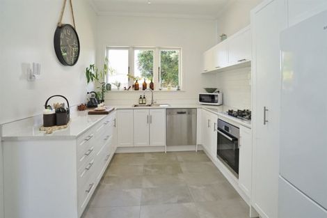 Photo of property in 21 Steele Road, Forest Lake, Hamilton, 3200