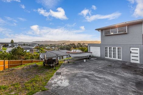 Photo of property in 3 Springhill Lane, Sunnyvale, Auckland, 0612