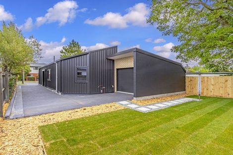 Photo of property in 16 Cadogan Street, Sydenham, Christchurch, 8023