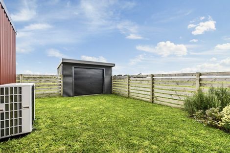 Photo of property in 136 Mirikau Road, Warea, New Plymouth, 4381