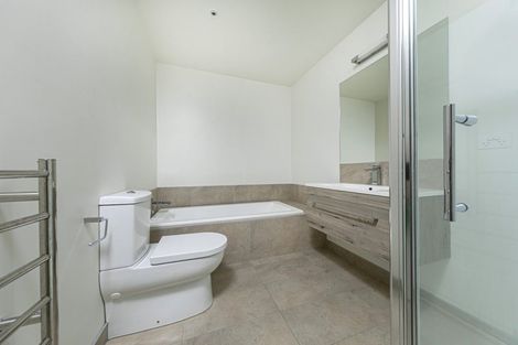 Photo of property in 21 Carder Court, Hobsonville, Auckland, 0618