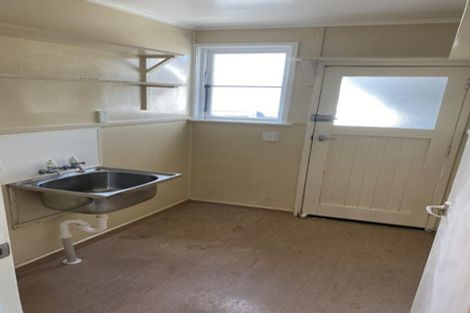 Photo of property in 4a Langford Street, Naenae, Lower Hutt, 5011