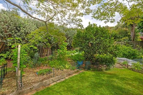 Photo of property in 50 Moana Road, Okitu, Gisborne, 4010