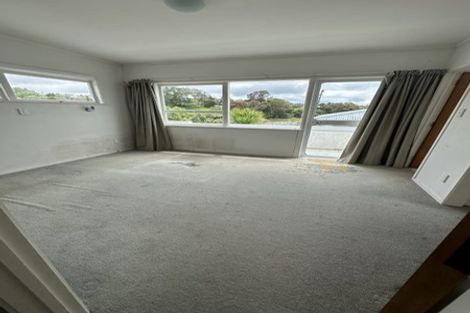 Photo of property in 3 Matipo Road, Mairangi Bay, Auckland, 0630