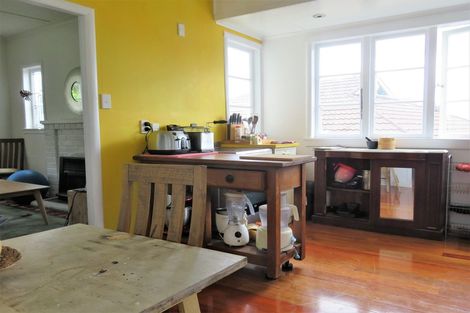 Photo of property in 16 Nahum Street, Paeroa, 3600