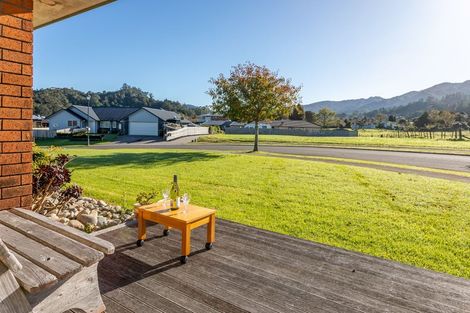 Photo of property in 48 Greenhills Drive, Coromandel, 3506