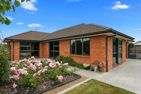 Photo of property in 6 Rose Leigh Drive, Cambridge, 3434