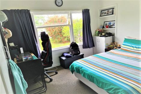 Photo of property in 11 Heath Avenue, Northcote, Auckland, 0627