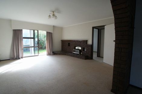 Photo of property in 2/4 Church Street, Onehunga, Auckland, 1061