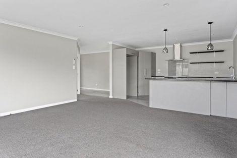 Photo of property in 73 Kippenberger Avenue, Rangiora, 7400