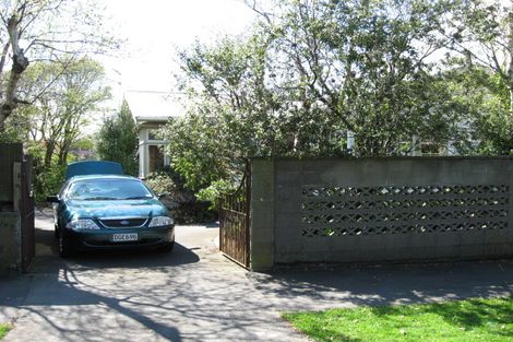 Photo of property in 1 Saint Ronans Avenue, Waterloo, Lower Hutt, 5011