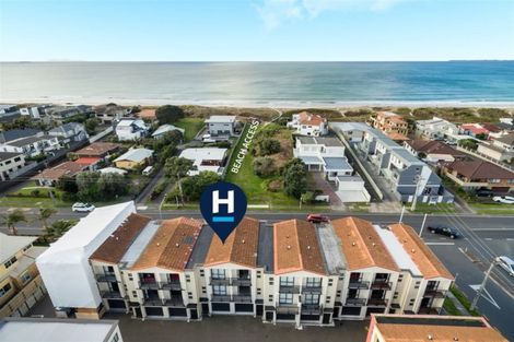 Photo of property in 4/346 Oceanbeach Road, Mount Maunganui, 3116