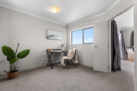 Photo of property in 13 Olive Close, Omokoroa, 3114