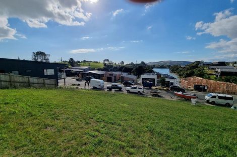 Photo of property in 29 Omahina Street, Raglan, 3225