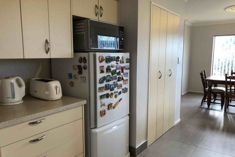 Photo of property in 34 Roskilda Crescent, Taradale, Napier, 4112