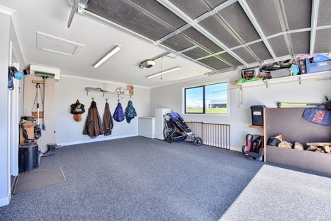 Photo of property in 27 Helena Street, Fortrose, Invercargill, 9875