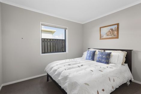 Photo of property in 7 Sunstone Crescent, Brown Owl, Upper Hutt, 5018